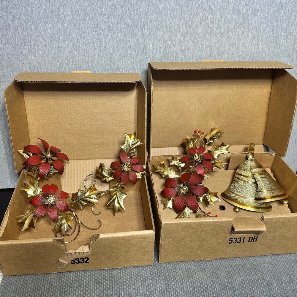 Home Interiors Holiday Vtg Metal Christmas Wall Decor Poinsettia Bells